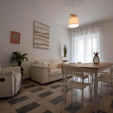 شقة In - Ligurische Riviera 48200 ألاسيو