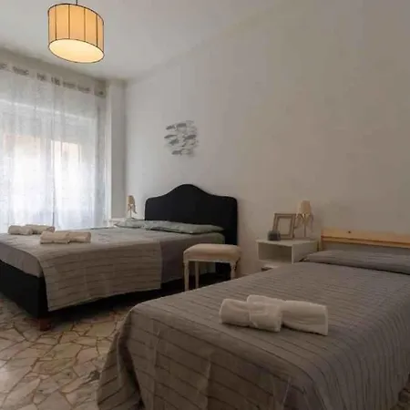 In - Ligurische Riviera 48200 شقة